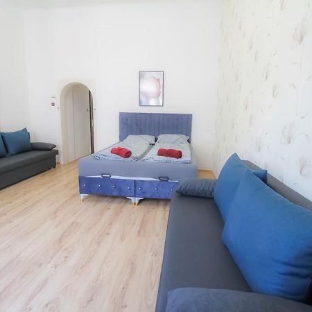 Ss Family 3 Bedroom Apartment In Praterstern Area Dw8 Wien Eksteriør billede