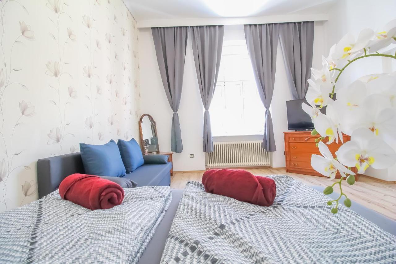 Ss Family 3 Bedroom Apartment In Praterstern Area Dw8 Wien Eksteriør billede